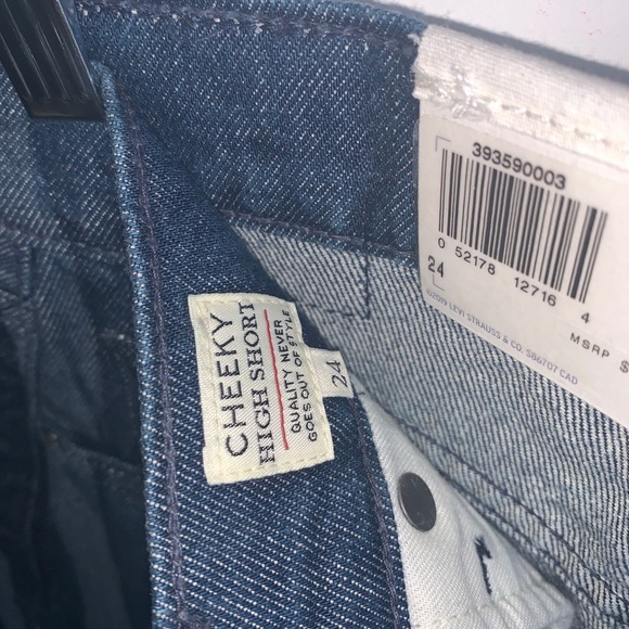 Levi’s Made & Crafted Cheeky High Rise Shorts - Picture 3 of 6